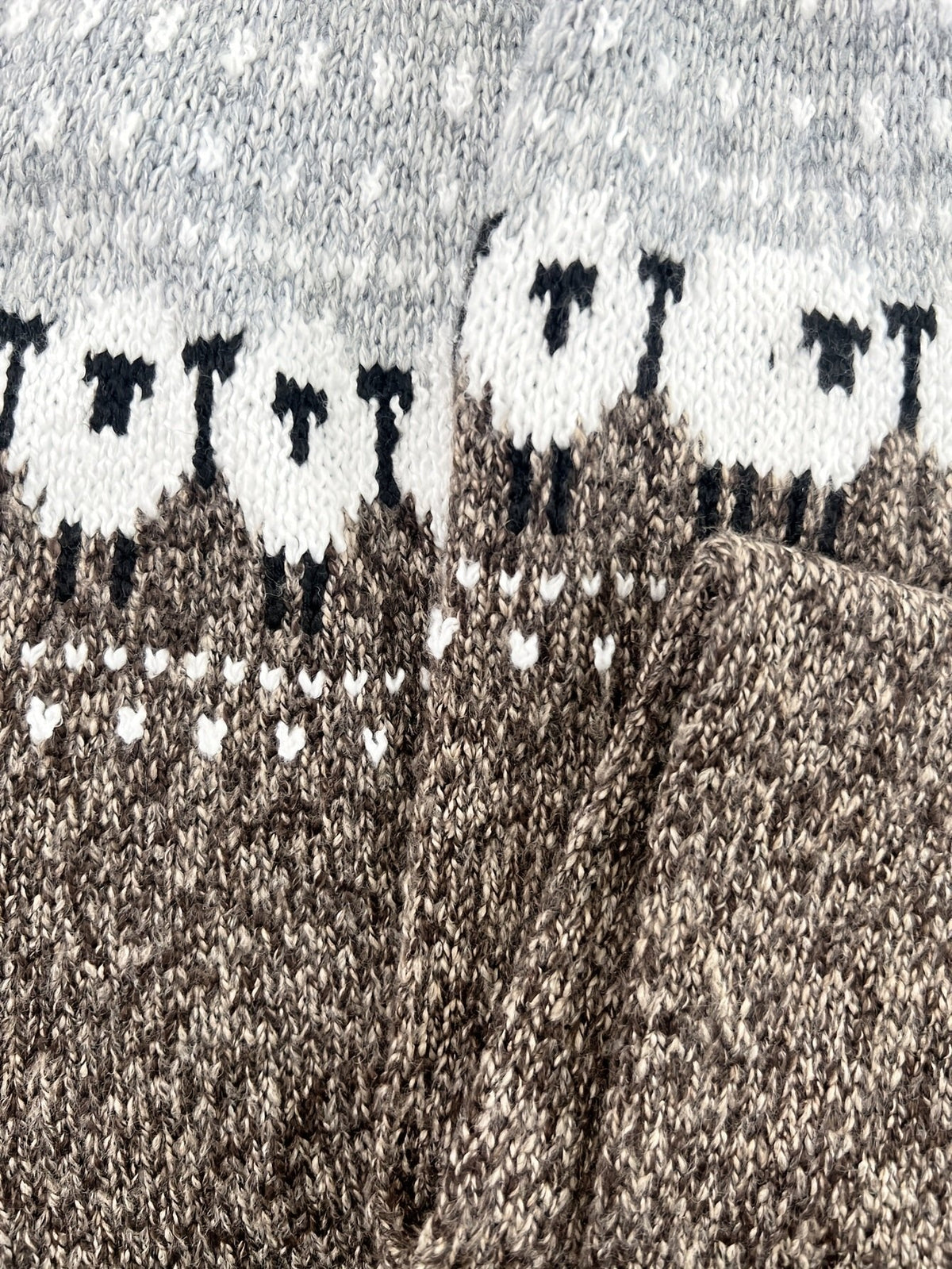 SHEEP JACQUARD KNIT SWEATER FOR WOMEN