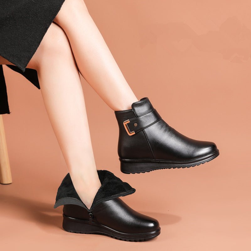 CLASSIC CHELSEA BOOT FOR WOMEN