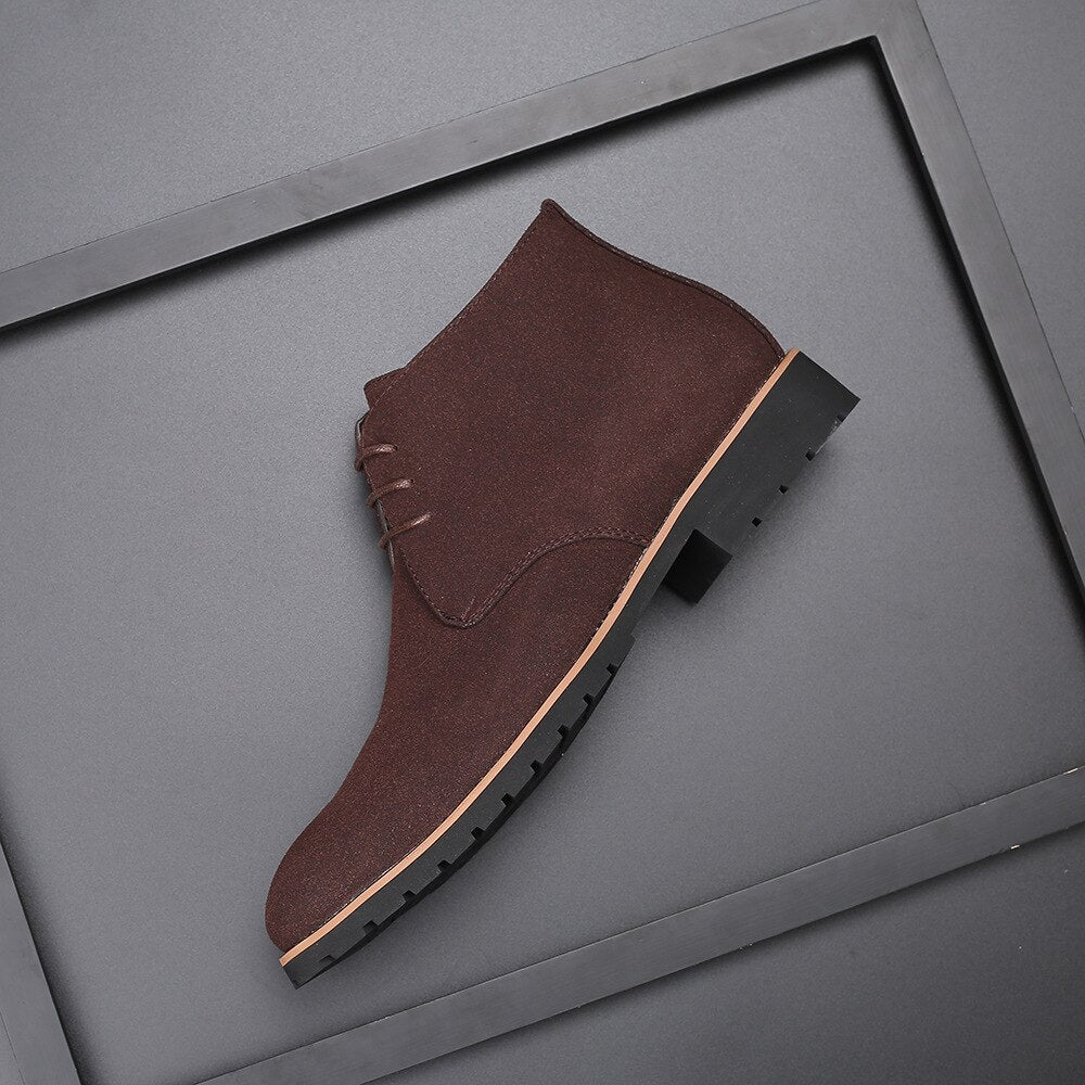 LUGGED SOLE CHELSEA BOOTS FOR MEN