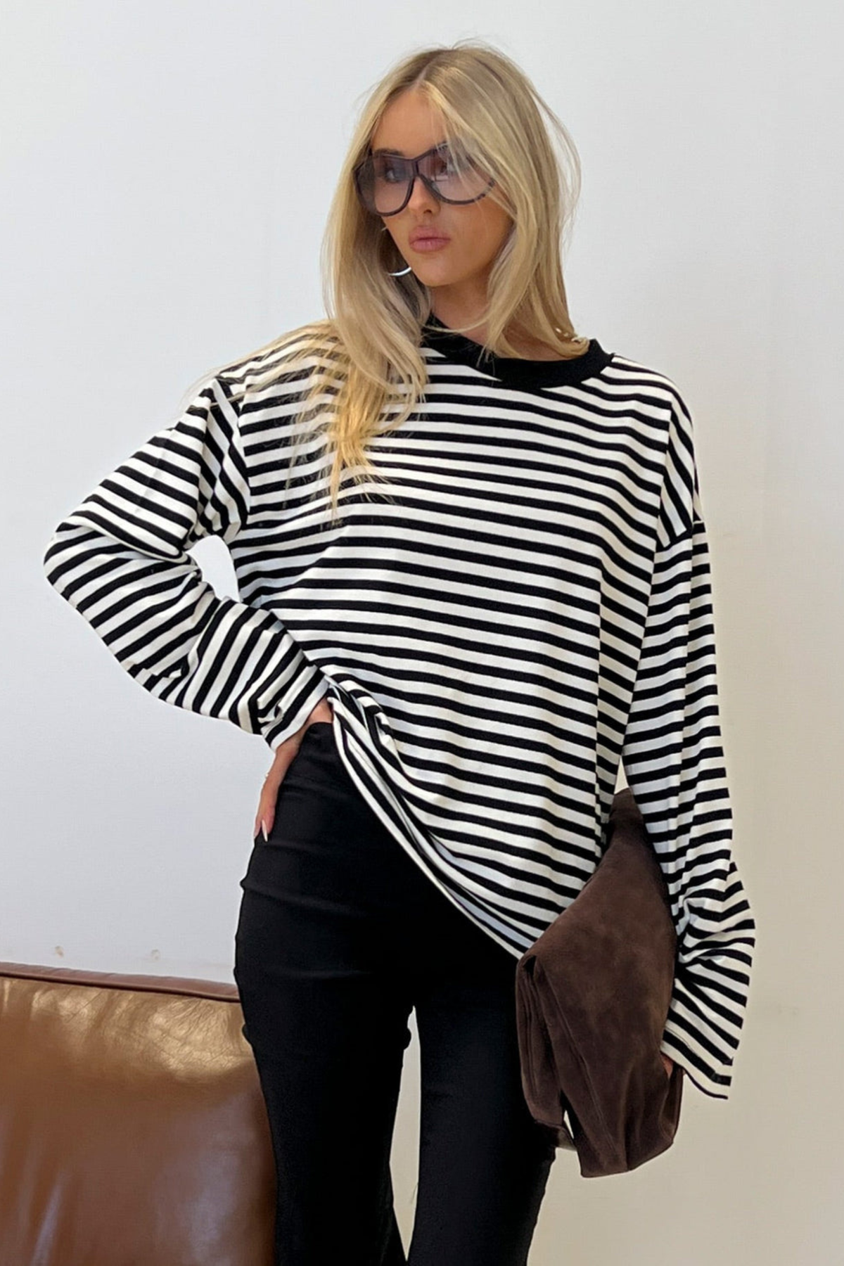 STRIPED OVERSIZED KNIT SWEATER FOR WOMEN
