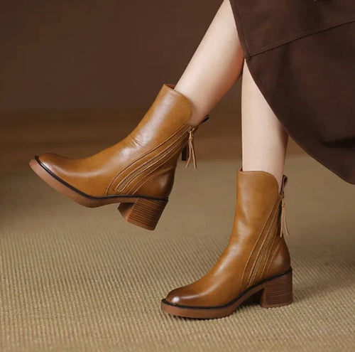 BLOCK HEEL CHELSEA BOOT FOR WOMEN