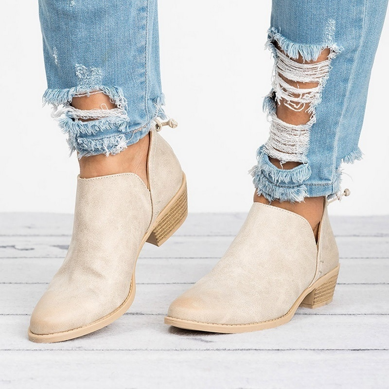 LOW BLOCK HEEL CHELSEA BOOTS FOR WOMEN